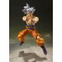 BANDAI S.H.Figuarts Dragon Ball - Son Goku Ultra Instinct Figure