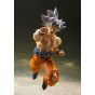 BANDAI S.H.Figuarts Dragon Ball - Son Goku Ultra Instinct Figure