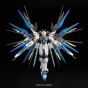 BANDAI Mobile Suite Gundam SEED DESTINY - Real Grade RG ZGMF-X20A Strike Freedom GUNDAM Model Kit Figur